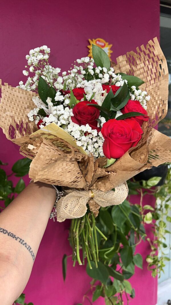 Mini Buque Rosas Vermelhas