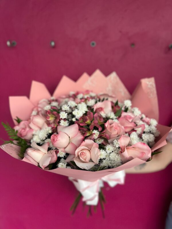 Buquê Especial com 20 Rosas Rosadas