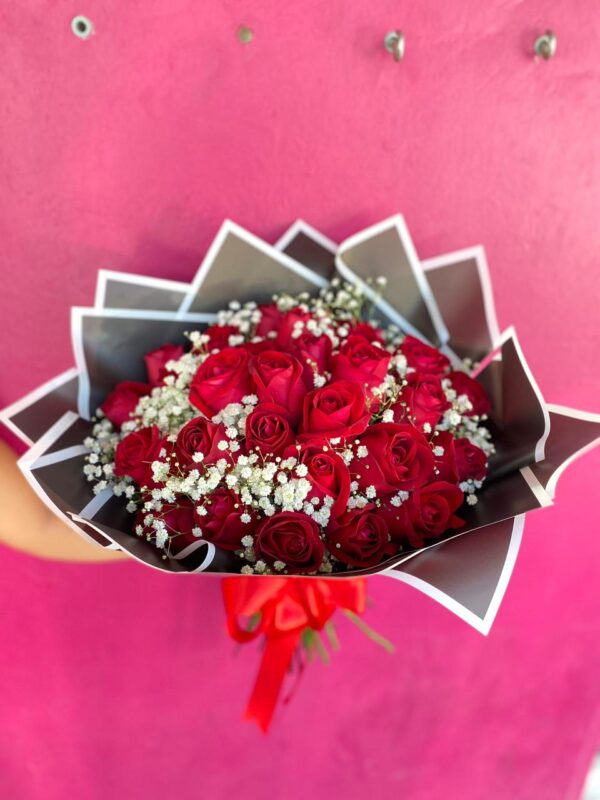Buquê Tradicional – 30 Rosas Vermelhas - Imagem 6