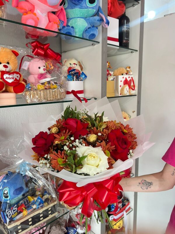 Buquê Mix de Rosas