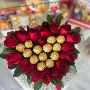 Box Coração com Rosas e Ferrero Rocher – Amor à Primeira Vista! 1