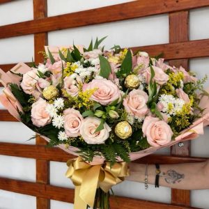 Buquê Especial com 20 Rosas Rosadas