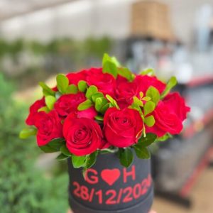 Caixa Box Redonda com Arranjo Floral Personalizado