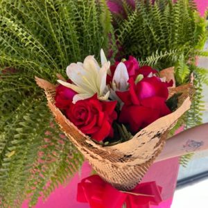 Mini Bouquet Rústico de Rosas